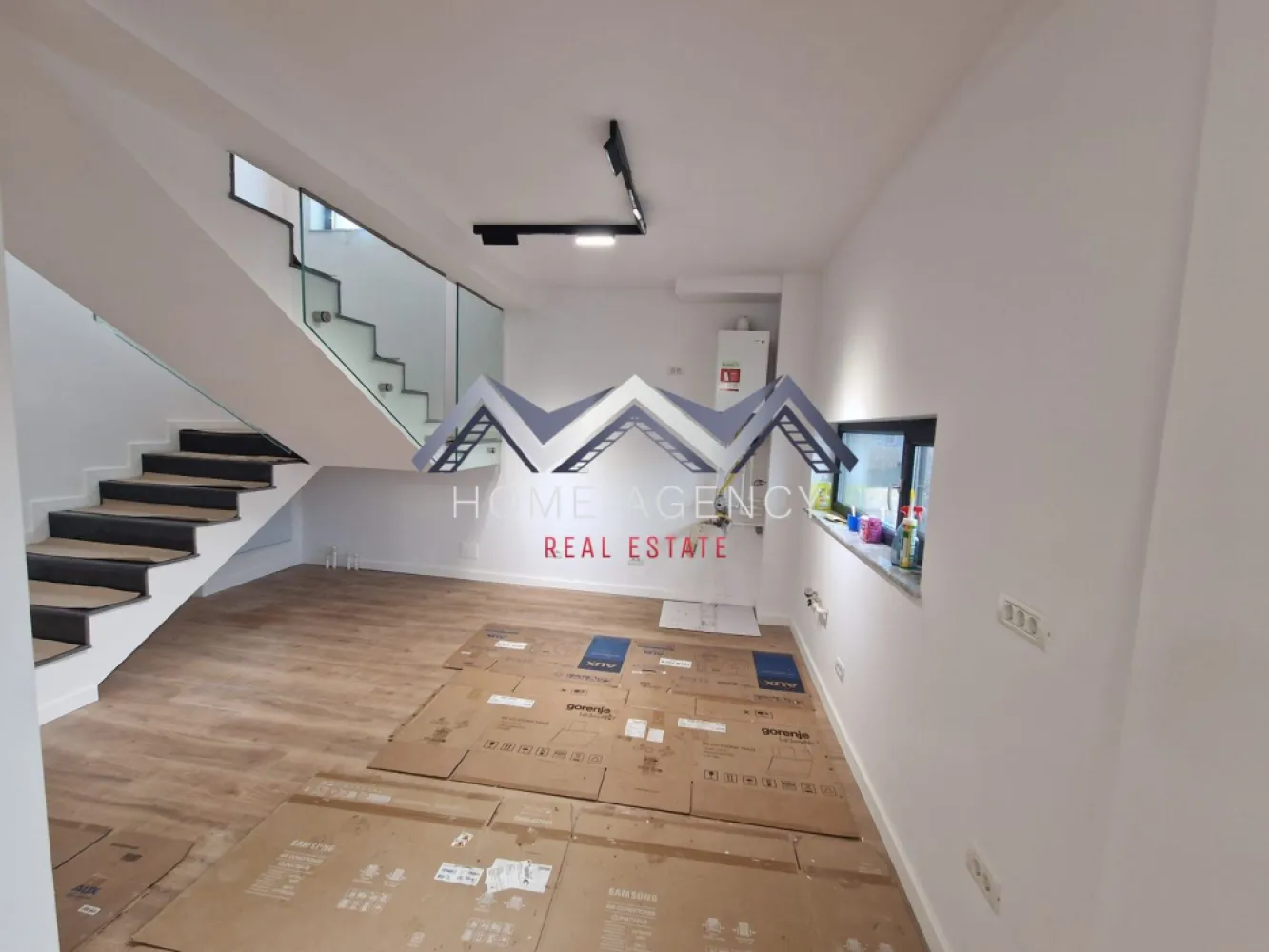 Casă single P+1+Pod în Otopeni