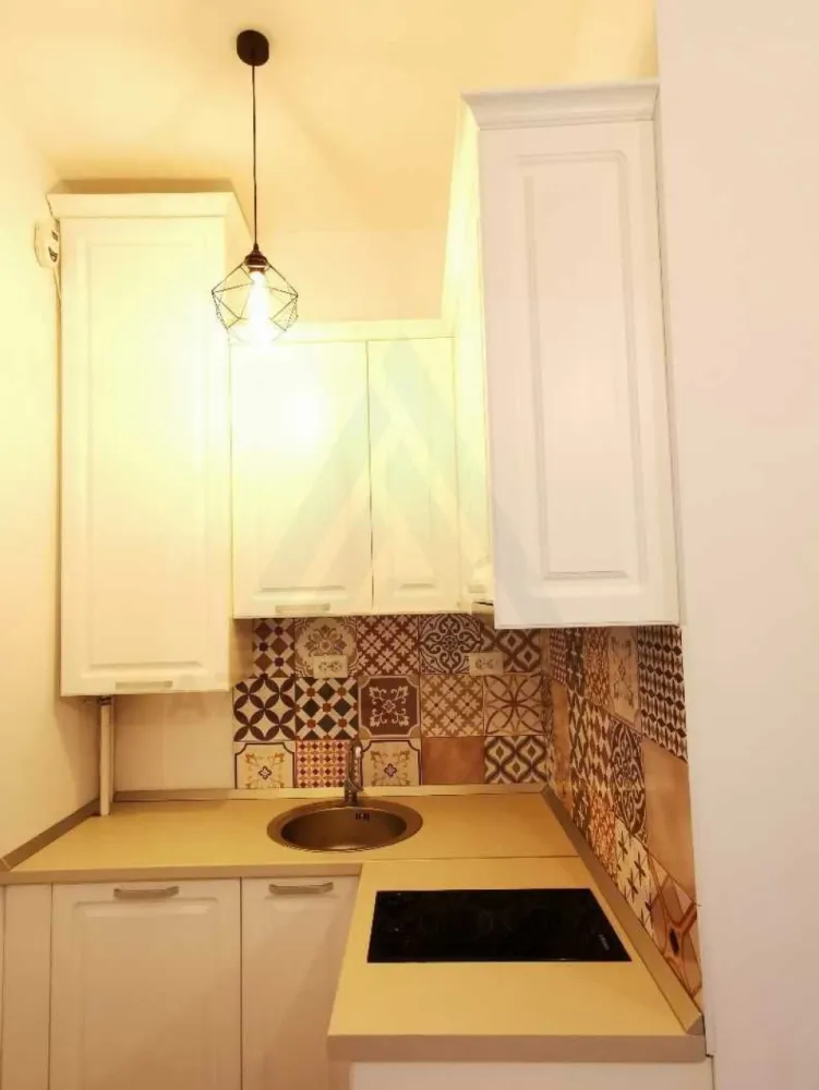 Studio modern 55 mp utili etaj 1 baie cu fereastra in zona Centrala