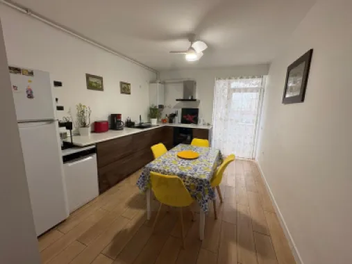 Apartament modern 3 camere 83 mp utili 2 băi parcare zona Șelimbăr