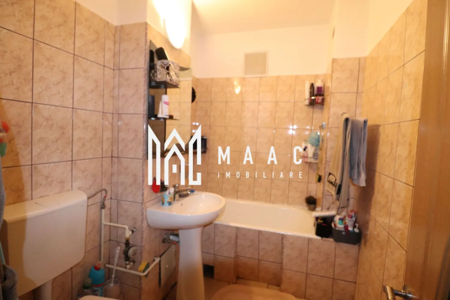 Apartament 4 camere | Decomandat | Balcon | Hipodrom IV