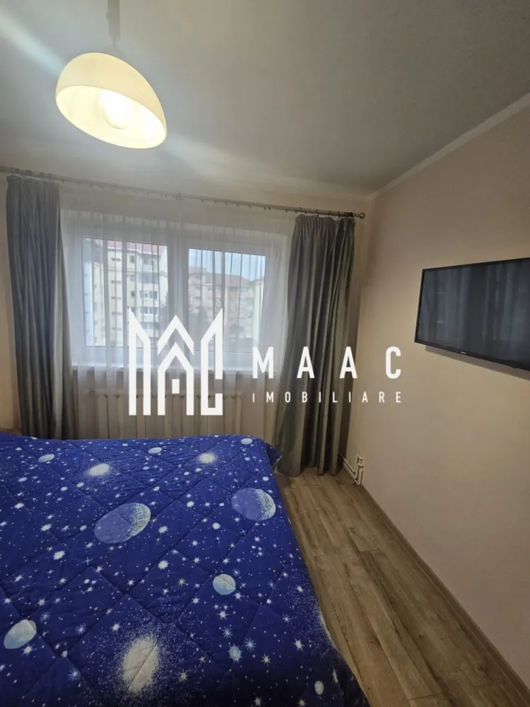Apartament 2 camere | Etajul 3 | Valea Aurie - MAAC Imobiliare vă propune spre vânzare un apartment decomandat cu 2 camere, total renovat, amplasat la etajul 3/4 al unui imobil situat în Valea Aurie. 

Compartimentarea imobilului;
- Hol de acces.
- Bucătărie deschisă cu posibilitate de închidere.
- Sufragerie spațioasă.
- Dormitor matrimonial.
- Baie dotată cu vană și sistem de ventilație.

Totodată, apartamentul beneficiază de un balcon închis cu acces din bucătărie și de o pivniță la subsolul blocului.

Suprafața utilă a imobilului este de 48 mp.

În proximitatea apartamentului se găsesc instituții de învățământ, centre comerciale, mijloace de transport în comun și spații verzi.

Pentru mai multe detalii, specificați CP3009850.