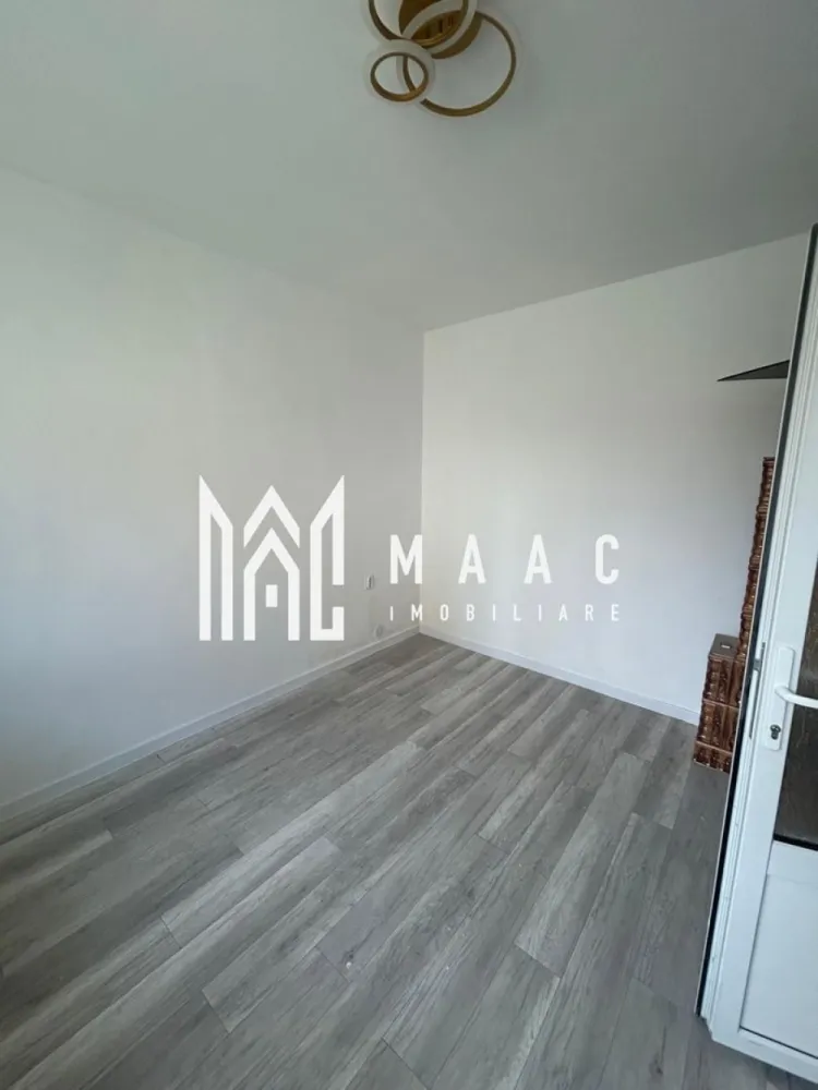 Casa Individuala I 2 Camere I Garaj I Central I Saliste - Se vinde o casă individuală, situată într-o zonă liniștită, în apropiere de Spitalul Săliște, cu acces facil către punctele de interes ale localității. Proprietatea dispune de teren în suprafață de 240 mp și este recent parțial renovată, fiind disponibilă pentru mutare imediată. Compartimentare: 2 camere Bucătărie Baie Caracteristici principale: Supafață teren: 240 mp Casă individuală Recent parțial renovată Încălzire prin sobe de teracotă Gazul este la poartă Garaj Pivniță Disponibilă imediat Zonă: lângă Spital Săliște Detalii suplimentare: Curte proprie, potrivită pentru relaxare sau grădină Posibilitate de racordare la gaz Spații auxiliare utile pentru depozitare Proprietate potrivită pentru locuire permanentă sau casă de vacanță Acces facil și zonă liniștită Această proprietate reprezintă o oportunitate bună pentru cei care caută o casă individuală cu teren, într-o zonă accesibilă, cu posibilitatea de modernizare ulterioară. Pentru informati si vizionari: ID: CP2855068