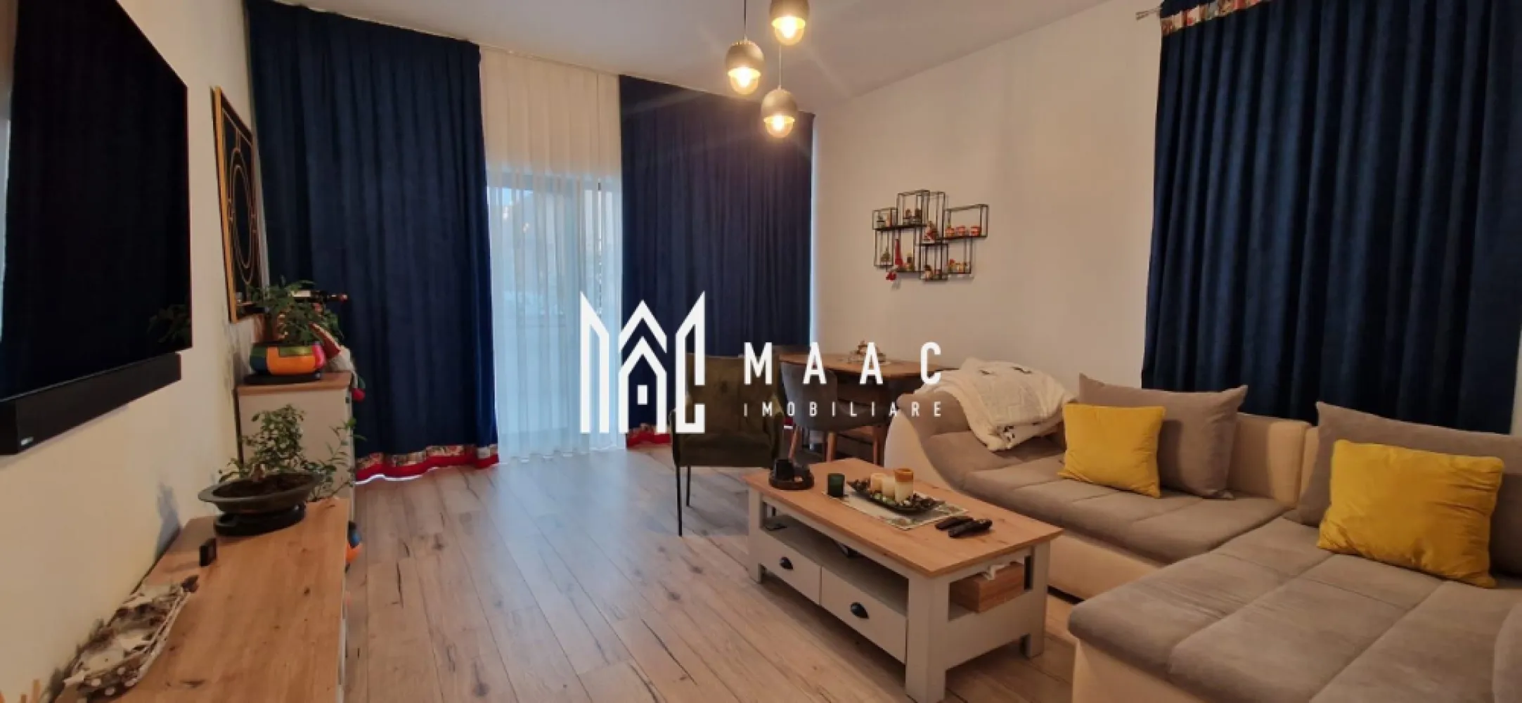 Apartament 3 camere | Curte 60 MP | Parcare | Selimbar - MAAC Imobiliare va prezinta un apartament cu 3 camere, curte și 2 terase situat in Selimbăr. Caracteristici: Tip apartament: 3 camere decomandat Suprafață utilă: 83 mp An construcție: 2020–2021 Vilă P+1+etaj retras Număr proprietari în imobil: doar 10 Spații exterioare: Curte proprie de aproximativ 60 mp Două terase: 18 mp, amplasată în fața livingului, cu acces direct din curte Terasă secundară Două locuri de parcare private, chiar în fața terasei Compartimentare interioară: Living de 22 mp, cu acces direct pe terasa, bucătărie separată, dormitor matrimonial cu dressing generos și baie proprie. al doilea dormitor pentru copii, birou sau oaspeți, două băi complet utilate. Dotări: Încălzire în pardoseală Tâmplărie PVC Rehau antracit cu trei foi de sticlă Opțiune investițională. Avantaje: Apartamentul este închiriat de 4 ani cu 600 euro pe lună, chiriași serioși și contract stabil Posibilitate de preluare a contractului pentru randament imediat Pentru mai multe informatii, va rog sa ne contactati si sa specificati ID: CP2664879 }}