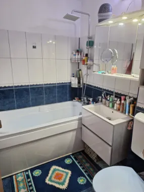 Apartament la Constanta 500 m de plajă ideal ptr locuit,închiriat sau cabinet