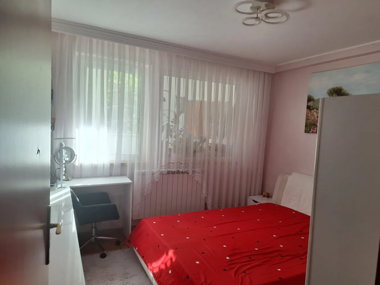 Apartament la Constanta 500 m de plajă ideal ptr locuit,închiriat sau cabinet