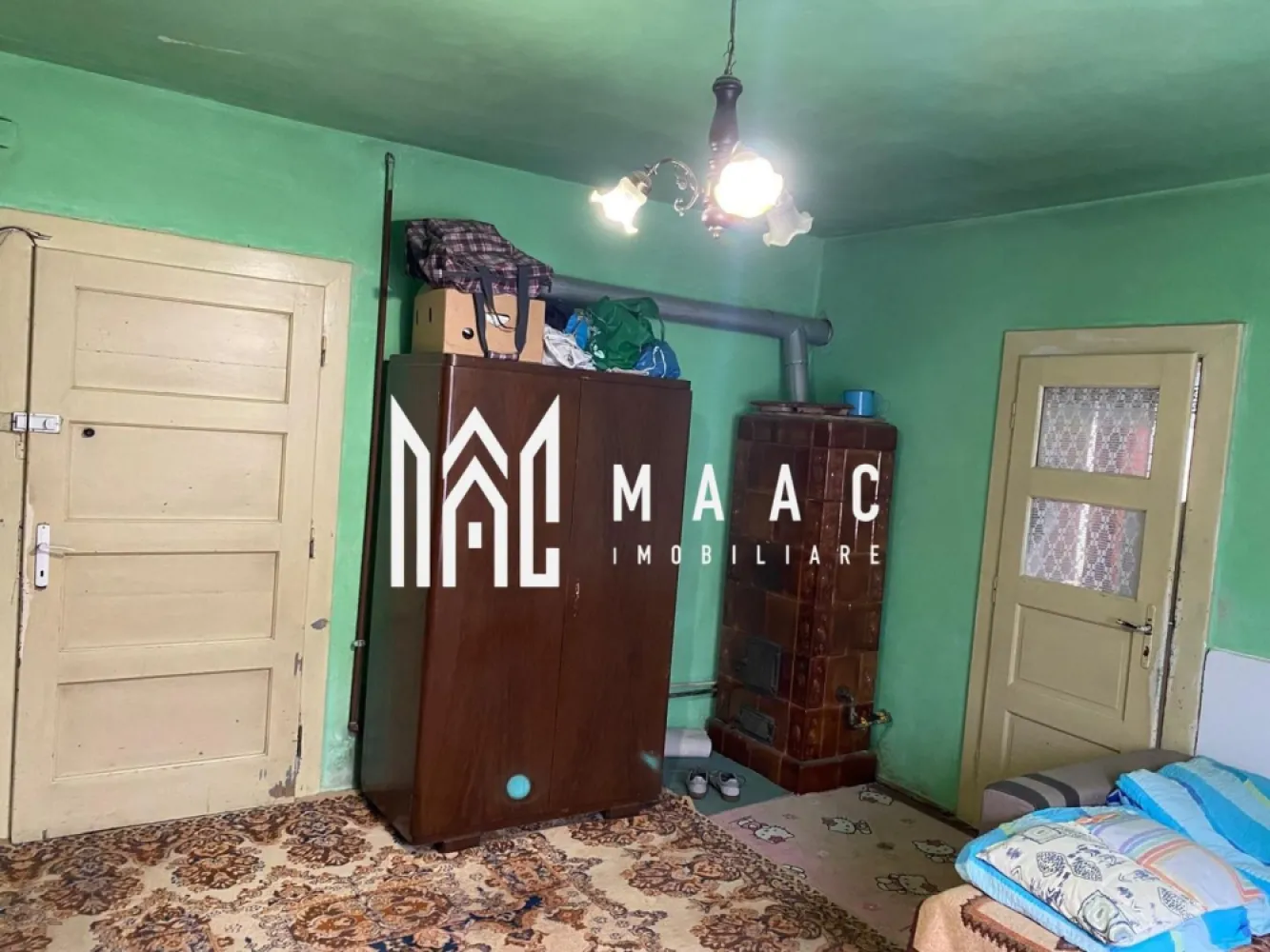Apartament 1 Camera I Etaj 1 I Pivniță I Central - Vă propunem spre vânzare o garsonieră situată la etajul 1 al unui imobil din zona Centrală. Locuința cuprinde: Camera de zi Bucatareie Pivniță Pod Cota parte de curte în suprafață de 118 mp. Zona centrală pretabilă pentru regim hotelier Pentru informați și vizionari: ID: CP2945338