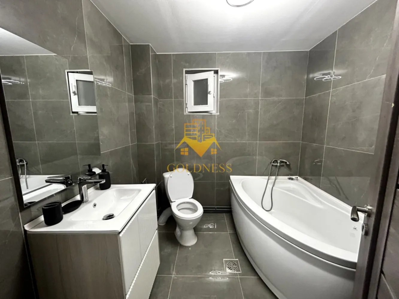 3 camere Modern, Parcare, Curte, Pet Friendly, Parc Poligon, Floresti