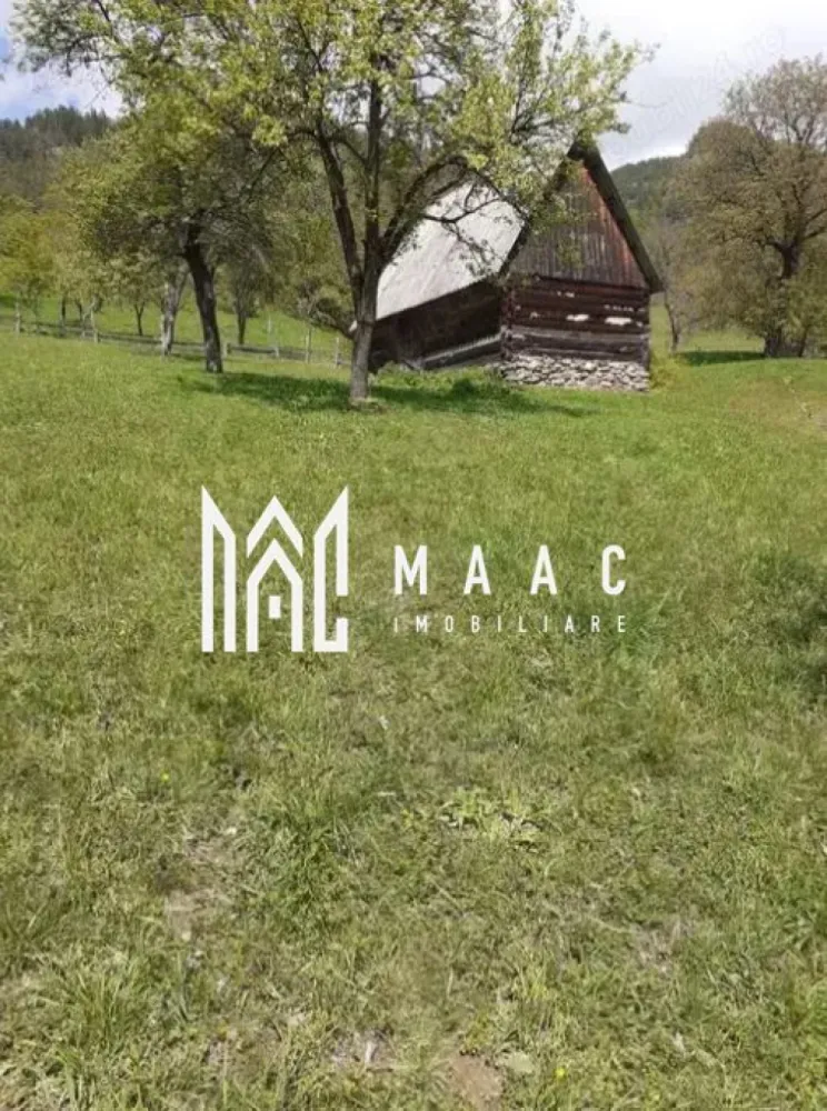 Teren | 2946MP | Priveliște Panoramică | Râu Sadului - MAAC Imobiliare vă propune spre vânzare un teren extravilan situat în Râu Sadului, una dintre cele mai pitorești localități montane din județul Sibiu. Proprietatea oferă un cadru natural deosebit, cu panoramă asupra munților și satului, fiind ideală pentru proiecte de agrement sau investiție în turism. Detalii teren: Suprafață totală: 2.946 mp Front stradal: 25 metri Acces auto: la doar 100 metri de drumul asfaltat Construcție existentă: șopron din lemn cu fundație din piatră Rețea electrică în proximitate Avantaje: Priveliște panoramică asupra munților Zonă liniștită, aer curat, natură nealterată Potrivit pentru casă de vacanță, glamping, livadă sau refugiu montan Acces facil din municipiul Sibiu – doar 30 km Pentru mai multe informații sau pentru programarea unei vizionări, vă rugăm să ne contactați specificând ID: CP2657375 }}