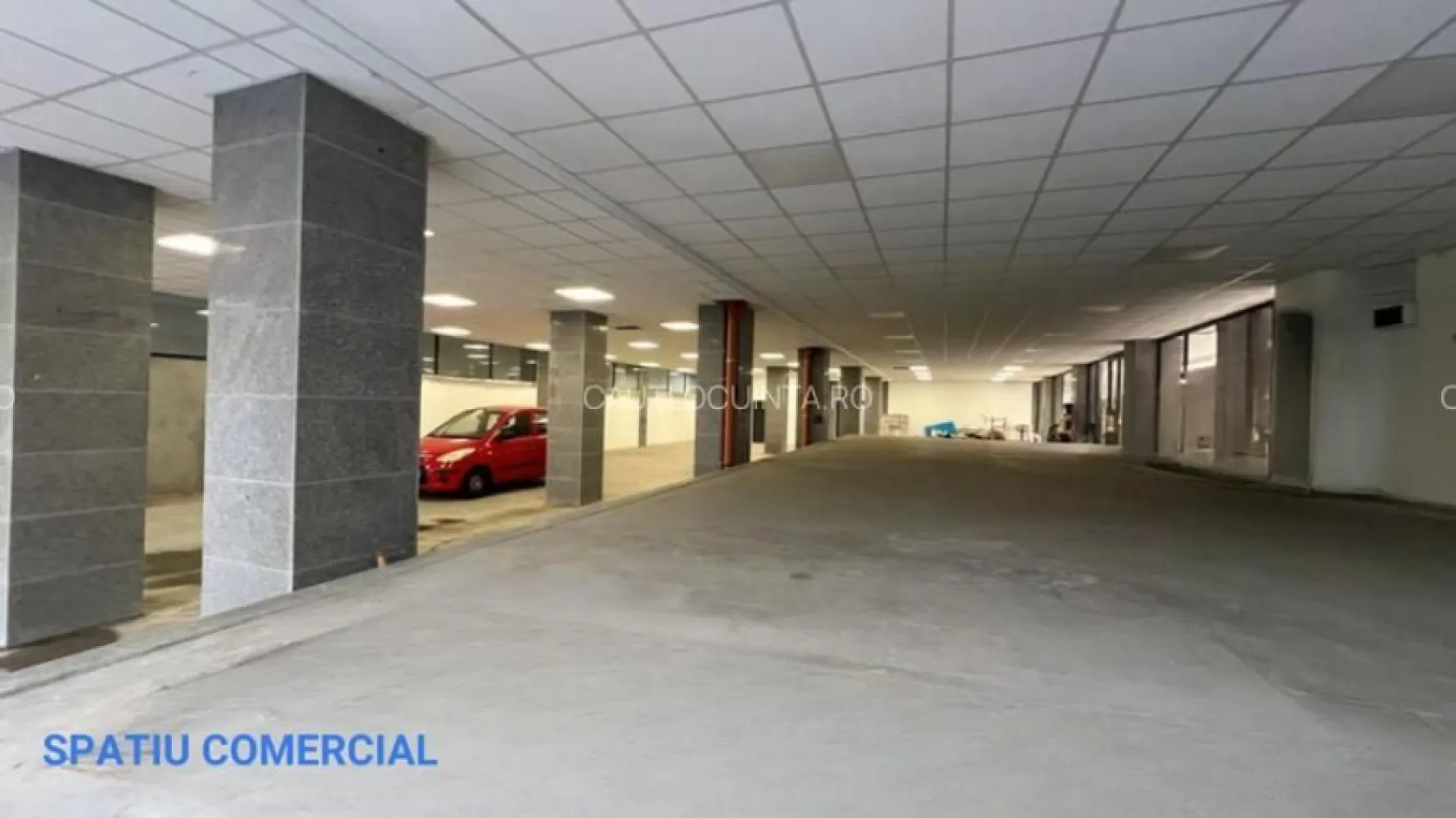 Ag BRASADAS vinde ApartHotel cu 20 apartamente Doamna Ghica. - Agenția BRASADAS vinde imobil tip P+2+M, tip Boutique, construit in anul 2023, cu 20 dw apartamente, cate 8 apartamente pe etajele 1 si 2, iar la mansarda 4 apartamente.

Parterul este destinat unui spatiu comercial, cu o suprafata de 520 mp si 3 intrari separate fata de intrarea rezidentilor, care poate fi inchiriat/vandut unor magazine comerciale pentru a oferi mai multe facilitati noilor proprietari.

LOCALIZARE :
Imobilul este situat in proximitatea Pasajului Nou - Doamna Ghica. 
Are acces rapid la multe centrele comerciale si mijloacele de transport si intr-o zona ce bifeaza majoritatea intereselor dvs. si este amplasat intre 2 case cu destinatie rezidentiala. 
Zona linistita.

CARACTERISTICI :
- Imobil NOU, exclusivist.
- Complet finisat si utilat, rulouri exterioare.
- Bloc izolat termic. 
- Podele din gresie, parchet. 
- Iluminat exterior cladire.
- Acces privat si supraveghere video.
- Imobil spatios si distributie foarte buna a apartamentelor
- Pret de achizitie foarte bun, sub pretul pietei si nu se aplica TVA, ce reprezinta o oportunitate investitie si un randament ridicat pentru segmentul de inchiriere si cel de property management.
- Acces la documentatia de constructie a imobilului pentru a evidentia progresul constructiei pe fiecare faza a acesteia.

Structura rezistenta: beton
Nr grupuri sanitare: 20
Suprafata construita: 2067 mp

Utilitati 
- Sistem incalzire : Centrala proprie, Calorifere
- Climatizare : Aer conditionat
- Utilitati generale : Curent, Apa, Canalizare, Gaz.
- Contorizare : Apometre, Contor gaz, Contor Curent. 

Pentru mai multe oferte accesați www.brasadas.com.
