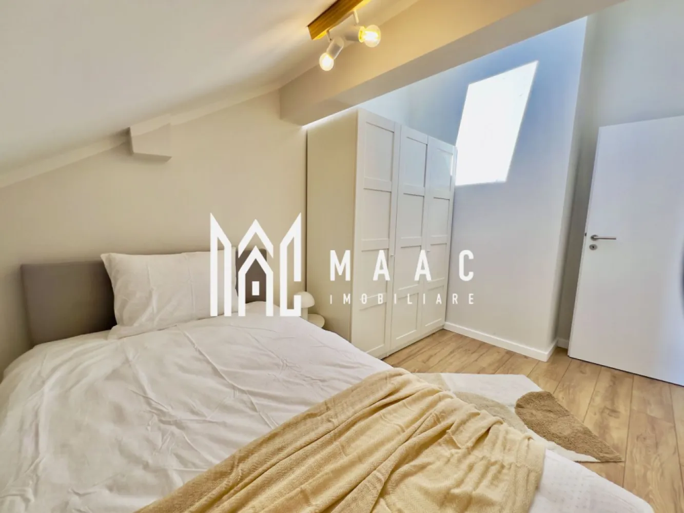 Apartament 4 camere I 2 niveluri I Turnișor I Predare la Alb I 103 mp