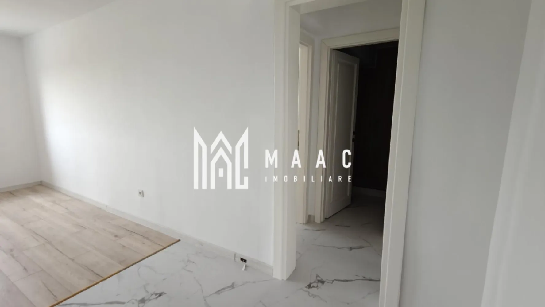 Apartament 2 camere | 42 MPU | Parter | Lift | Lazaret - MAAC Imobiliare vă propune spre vânzare un proiect rezidențial modern, situat pe strada Oțelarilor nr. 64, Sibiu. Ansamblul oferă o locuință ideală pentru familii, cupluri sau investitori, fiind gândit să îmbine confortul, calitatea și accesibilitatea. Detalii despre proiect: • Număr de unități locative: 56 apartamente și garsoniere, configurate pentru a satisface nevoile variate ale viitorilor locatari. • Facilități moderne: Clădirea este dotată cu un lift de ultimă generație, pentru un acces facil la toate etajele. • Predare la cheie: Locuințele se predau complet finisate. Avantaje: • Localizare excelentă: Amplasat în apropierea unor magazine, stații de autobuz și alte puncte de interes, ansamblul oferă acces facil către toate zonele importante ale orașului. • Design modern: Arhitectura contemporană și compartimentările inteligente asigură confort și funcționalitate. Tipuri de locuințe disponibile: • Garsoniere: Ideale pentru persoane singure sau investitori. • Apartamente cu 2 sau 3 camere: Spații bine compartimentate, potrivite pentru familii sau cupluri care își doresc mai mult spațiu. Pentru mai multe detalii și pentru programarea unei vizionări, vă rugăm să specificați ID-ul anunțului: CP2646811 }}