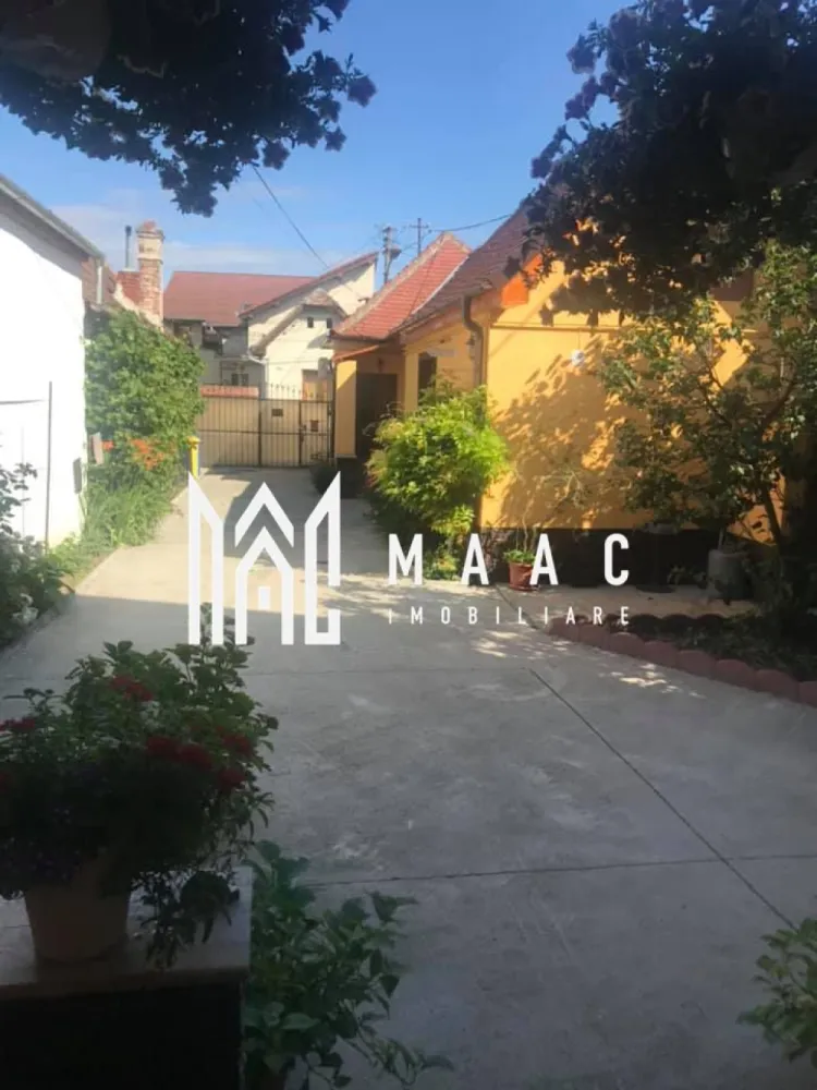 Casă / Vilă cu 6 camere + Casa/Vila cu 2 camere | zona Terezian - SUPER OFERTA - 2 CASE LA PRET DE 1

Daca vreti sa faceti o schimbare in viata voastra de familie, cu siguranta mutarea intr-o zona mai retrasa, linistita si totusi aproape de oras, este decizia corecta!

Va oferim spre vanzare o vila plina de caldura intr-o zona de case din cartierul Terezian.

Imobilul in suprafata de 260 mp utili este dispus P+E+M.

Vila are pe langa panouri solare, o suprafata optima si o compartimentare eficienta, spatiile fiind foarte bine echilibrate. 

Iar bonus pe langa vila, mai beneficiati de o casa de oaspeti pusa la puct si impartita in 2 camere, bucatarie open space si 2 bai (ambele case fiind la acelasi pret si in aceeasi curte)

Va asteptam cu drag, sa va alegeti casa potrivita!

Pentru mai multe detalii, precizati telefonic ca ati vazut anuntul cu ID: CP1057780