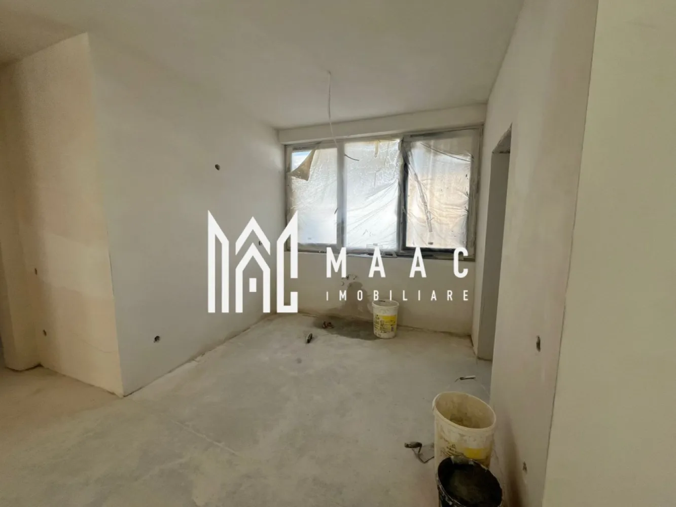 Apartament cu 3 camere | 54 MPU | Balcon | 2 locuri de parcare | Turnișor - Maac Imobiliare vă propune spre vânzare,un apartament situat la etajul 1 al unui imobil cu regim de înălțime P+2, acest apartament este ideal pentru locuit sau investiție. Se află într-o zonă liniștită, cu acces facil către principalele puncte de interes ale orașului. Caracteristici principale: Suprafață utilă: 56 mp Compartimentare: semidecomandată Balcon generos 2 locuri de parcare incluse Predare la cheie cu finisaje moderne Dotări: Centrală termică proprie Geamuri termopan Gresie, faianță, parchet laminat Ușă metalică, izolație termică Contorizare individuală Pentru mai multe informații sau pentru a programa o vizionare, nu ezitați să ne contactați, specificand ID: CP2640835 }}