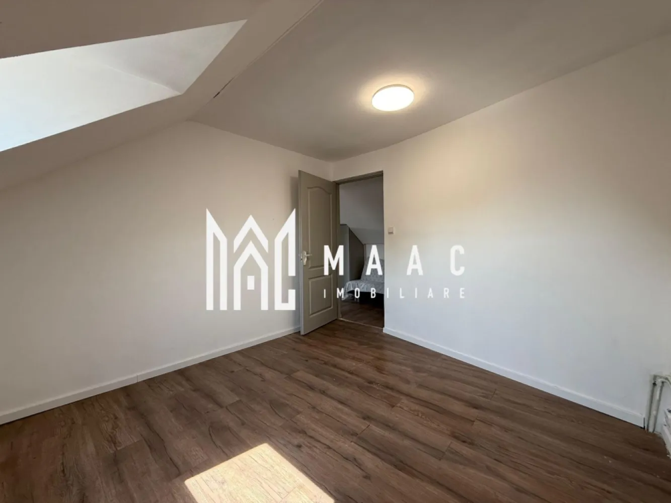 Casa 5 camere | Curte & Gradina | Parcare | Renovata