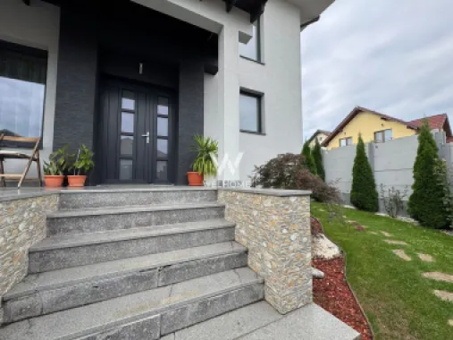 Casa superba , 5 camere si garaj ,zona linistita Sibiu