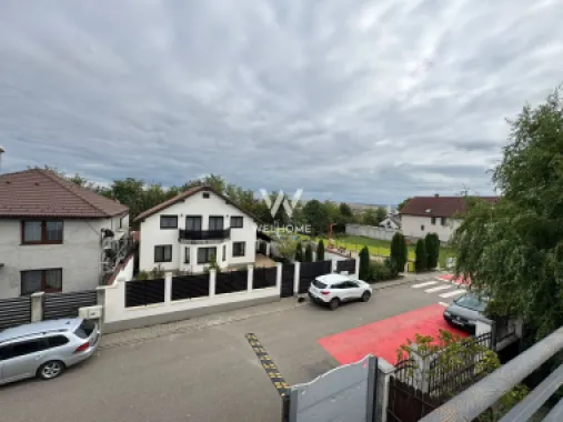 Casa superba , 5 camere si garaj ,zona linistita Sibiu