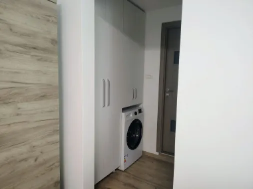 Apartament 3 camere Cantemir , 420 E/luna negociabil, Comision 50%