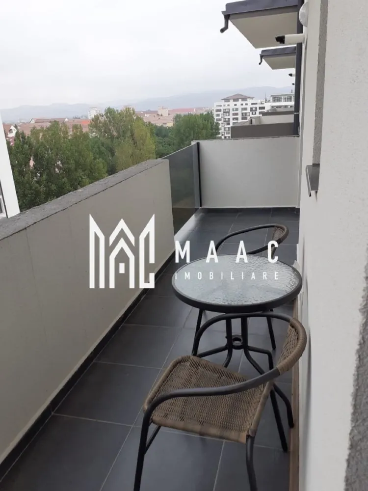 Apartament 2 Camere I Balcon I Loc Parcare I Magnolia - Vand apartment nou 2 camere, utilat si mobilat modern gata pentru a fi locuit situat la etaj intermediar, direct de la proprietar.
Apartamentul este calduros si insorit, an de constructie 2021. Suprafata utila este 43mp la care se adauga un balcon generos .
Apartamentul beneficiaza de loc de parcare propriu, cu CF
Pentru mai multe detaili puteti sa ma contactati la nr. 07******87
In apropriere exista magazine, statie de autobuz care leaga cartierul cu centrul orasului,gara si zona industriala vest.
Cartierul este linistit cu spatii de joaca pentru copii si zona verde.

Se oferă spre vânzare un apartament modern cu 2 camere, situat într-un imobil nou, construit în anul 2021, amplasat într-un cartier liniștit, cu acces facil către oraș.

Locuința este complet mobilată și utilată, pregătită pentru mutare imediată, fiind ideală atât pentru locuit, cât și pentru investiție.

Caracteristici:
Suprafață utilă: 43 mp
Balcon generos
Etaj intermediar
Complet mobilat și utilat modern
Apartament luminos, călduros și bine întreținut
Loc de parcare propriu, cu CF inclus

Avantaje:
Construcție nouă (2021)
Mutare imediată, fără investiții suplimentare
Ideal pentru locuință proprie sau închiriere
Costuri reduse de întreținere
Compartimentare eficientă și spațiu bine optimizat

Localizare:

În apropiere de magazine
Stație de autobuz cu legături rapide către centrul orașului, gară și zona industrială vest
Cartier liniștit, cu spații verzi și locuri de joacă pentru copii

O proprietate modernă, complet pregătită pentru noul proprietar, ce oferă confort, accesibilitate și siguranța unei investiții într-un imobil nou.

Pentru informati si vizionari: CP3064502