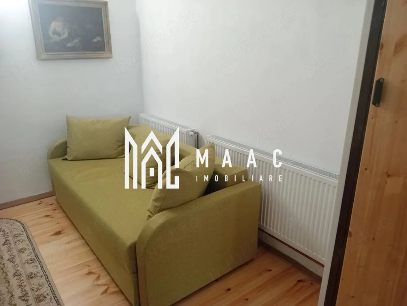 Apartament 2 camere | 73 MPU | Lazaret - MAAC Imobiliare vă propune spre închiriere un apartament cu 2 camere, situat la parter, într-o zonă liniștită și accesibilă din cartierul Lazaret, Sibiu. Ideal atât pentru locuit, cât și pentru desfășurarea unei activități de birou, locuința oferă confort și acces facil.

Proprietatea este bine compartimentată și pregătită pentru mutare imediată, fiind mobilată și utilată complet, astfel încât să răspundă nevoilor de zi cu zi.

Compartimentare:

living luminos și primitor
dormitor confortabil
bucătărie utilată
baie
hol

Dotări și avantaje:

poziționare la parter – acces facil, ideal pentru familii sau persoane în vârstă
complet mobilat și utilat
compartimentare practică și eficientă
potrivit atât pentru locuință, cât și pentru birou
zonă liniștită, cu vecinătăți plăcute

Localizare:

acces rapid către mijloace de transport în comun
în apropiere de Promenada Mall și Centrul Istoric Sibiu
magazine, școli și alte puncte de interes în imediata vecinătate

Condiții de închiriere:

garanție: echivalentul unei chirii lunare
disponibilitate: imediată
se caută chiriași serioși pentru contract pe termen lung

Pentru mai multe detalii sau pentru programarea unei vizionări, vă rugăm să ne contactați: ID CP3061436