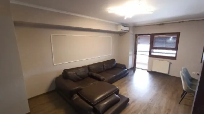 De închiriat ap 2 camere bloc Privilege, 500 euro