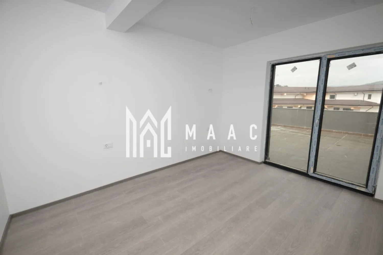 PENTHOUSE STRADA OSTROVENI| ETAJ 3| BLOC INTABULAT