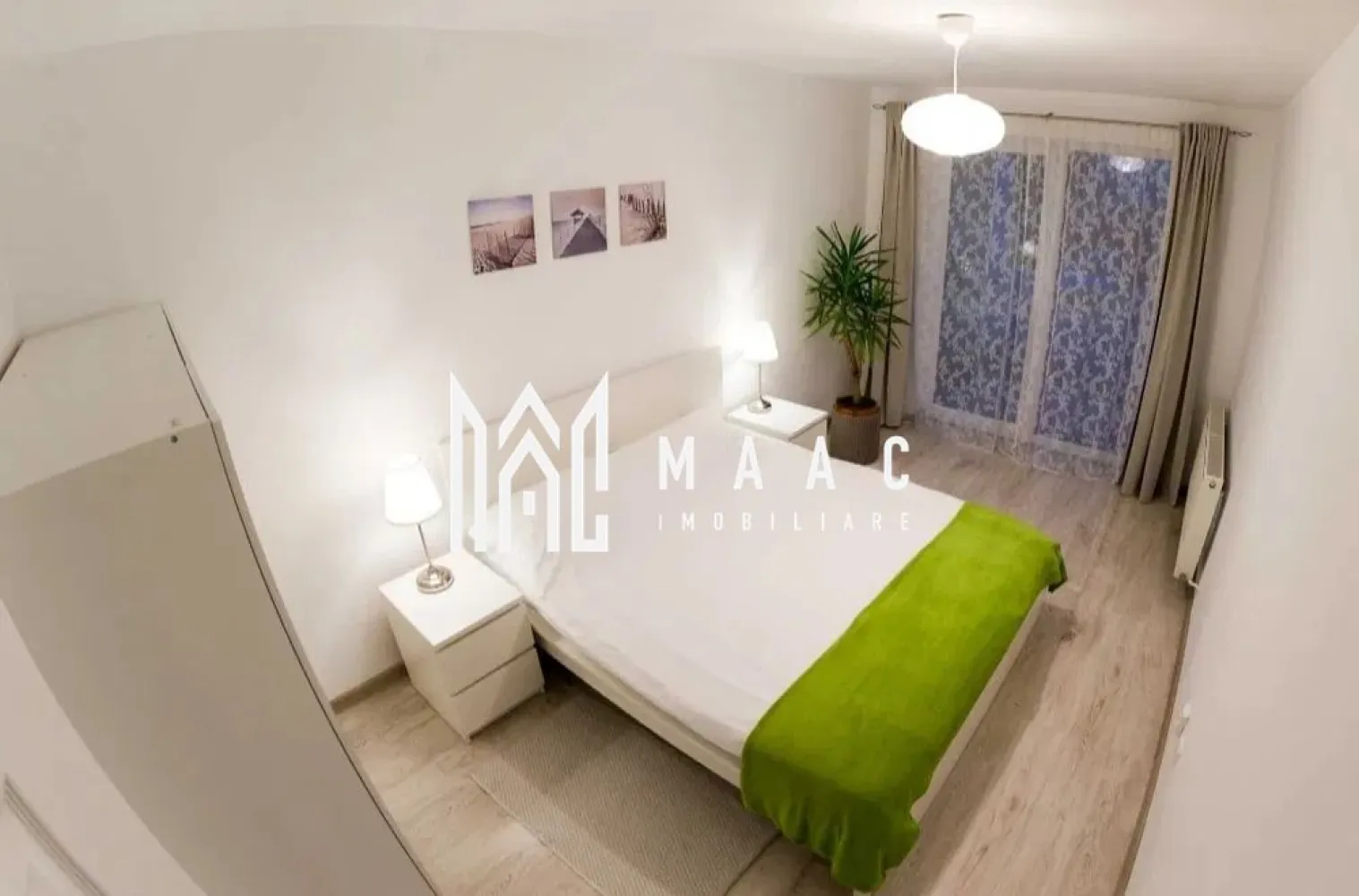Apartament 2 Camere I Parter I Loc Parcare I City Residence - Se oferă spre închiriere apartament cu 2 camere, situat la parterul unui imobil din ansamblul rezidențial City Residence, una dintre cele mai apreciate zone pentru confort, accesibilitate și proximitate față de facilitățile urbane.

Locuința este complet pregătită pentru mutare imediată, fiind ideală atât pentru persoane singure, cât și pentru cupluri.

Caracteristici:
2 camere
Parter
Complet mobilat și utilat
Compartimentare practică
Apartament bine întreținut
Loc de parcare inclus

Avantaje:
Disponibil imediat
Ansamblu rezidențial modern
Acces rapid către magazine, transport public și zone comerciale
Zonă liniștită și bine cotată

Ideal pentru locuire confortabilă pe termen lung

Un apartament modern, complet echipat și bine amplasat, pregătit pentru mutare imediată.

Pentru informati si vizionari: CP3064208