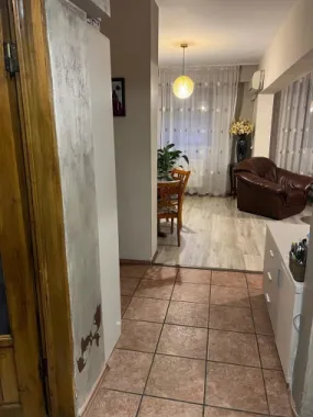 De inchiriat apartament cu 3 camere, str. Anghel Saligny, 450 euro