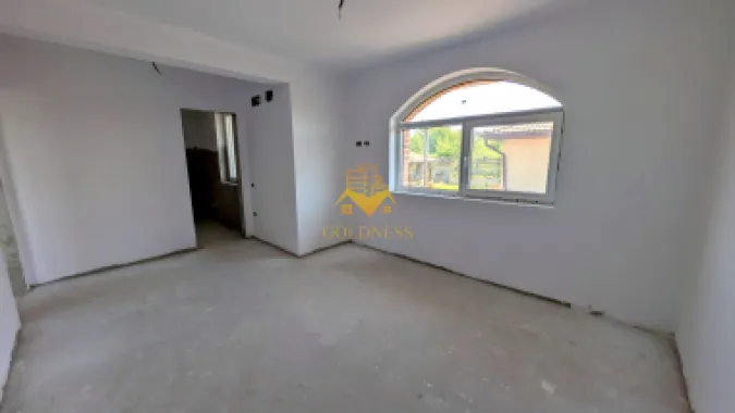 Vila, 4 Camere, Dezmir, Constructie Noua, 450 mp, 4 Bai, 2 Parcari