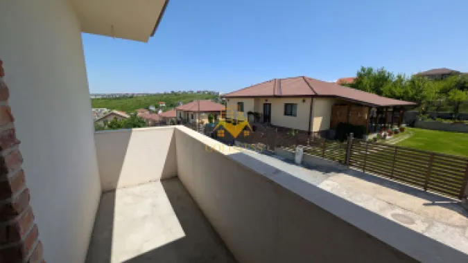 Vila, 4 Camere, Dezmir, Constructie Noua, 450 mp, 4 Bai, 2 Parcari
