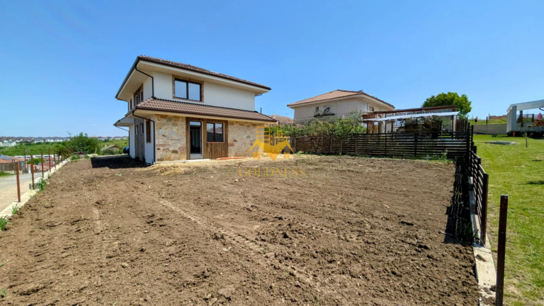 Vila, 4 Camere, Dezmir, Constructie Noua, 450 mp, 4 Bai, 2 Parcari