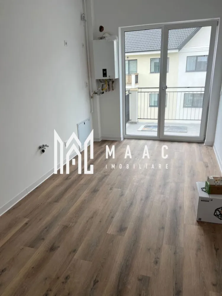 Apartament 2 camere | 54 Mp | Etaj 1 | Boxa | Selimbar zona Brana - MAAC Imobiliare vă prezintă un apartament în ansamblul Casian Renaissance – Șelimbăr, zona Brana 📍 Locație excelentă – la doar câteva minute de centrul comercial Shopping City Sibiu, într-o zonă liniștită și bine conectată din Șelimbăr. Acces facil din Sibiu: Strada Ștefan cel Mare Strada Octavian Goga (Șelimbăr) Strada P. Brana Toate drumurile sunt asfaltate, iar infrastructura este complet amenajată. Despre proiectul Casian Renaissance: Un concept rezidențial premium, gândit pentru cei care își doresc calitate, confort, siguranță și eleganță într-un cadru modern și bine organizat. Proiectul cuprinde: 6 imobile de tip P+3, fiecare dotat cu lifturi moderne Un total de 256 unități locative, inclusiv: Garsoniere Apartamente cu 2 camere Apartamente cu 3 camere Facilități și avantaje: Design arhitectural deosebit – fațade placate cu profile ornamentale (interior & exterior) Lifturi performante în fiecare bloc Alei de promenadă și spații verzi generoase Loc de joacă pentru copii Locuri de parcare amenajate Iluminat stradal modern Construcție solidă, cu finisaje premium și materiale de calitate De ce să alegi Casian Renaissance? ✅ Stil arhitectural elegant ✅ Accesibilitate excelentă ✅ Confort urban într-un cadru relaxant ✅ Locuințe spațioase și bine compartimentate ✅ Un stil de viață modern, liniștit și sigur 📞 Pentru detalii și programarea unei vizionări, te rugăm să ne contactezi specificând ID:CP2610240 }}