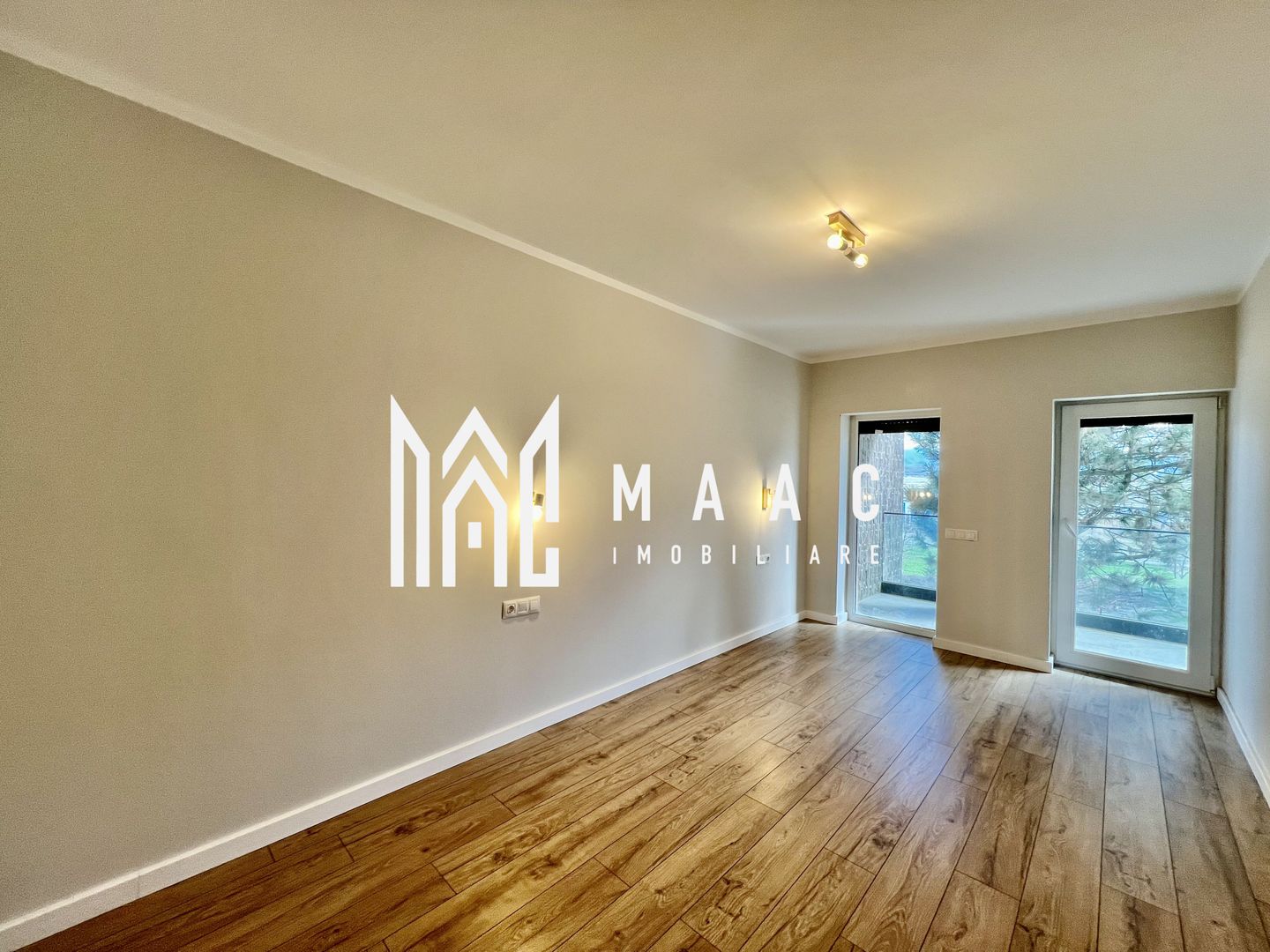 Apartament 2 camere | 53 MPU | Balcon | Predare la alb