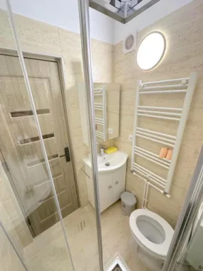 Spațiu premium pentru birou/cabinet de închiriat – Țiglina 1, 300 euro