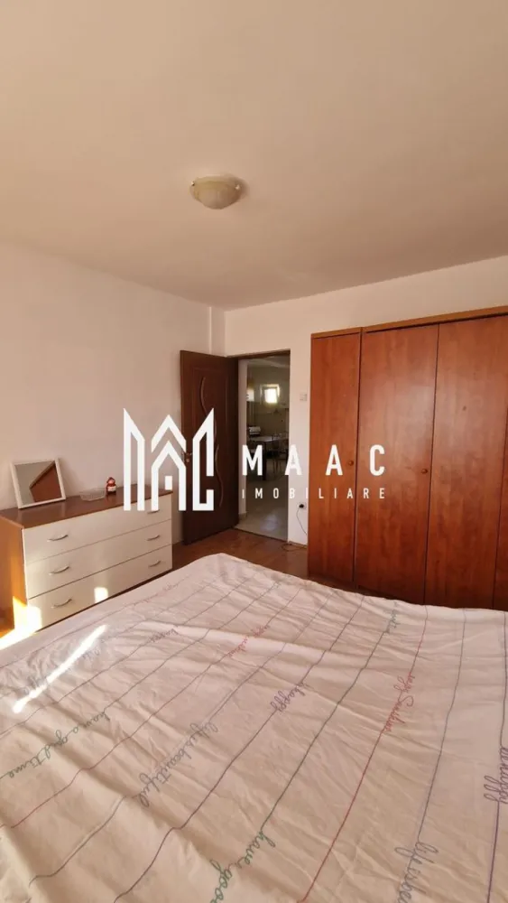 Apartament 3 camere | Balcon | 64 MPU | Decomandat | Lazaret