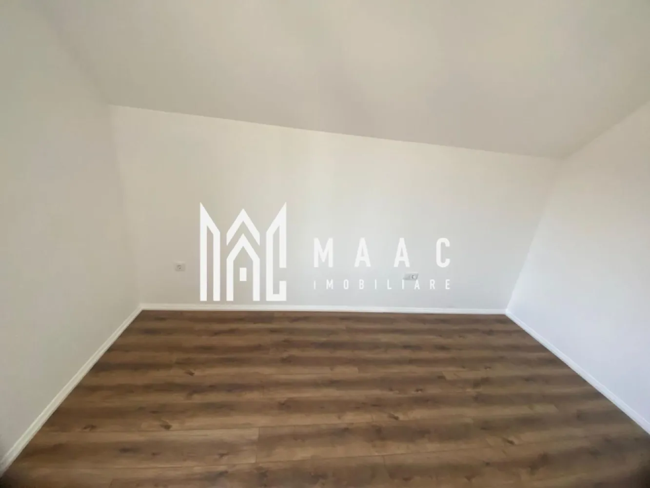 Casa Individuala | 120MPU | Cristian | Curte 420MPU