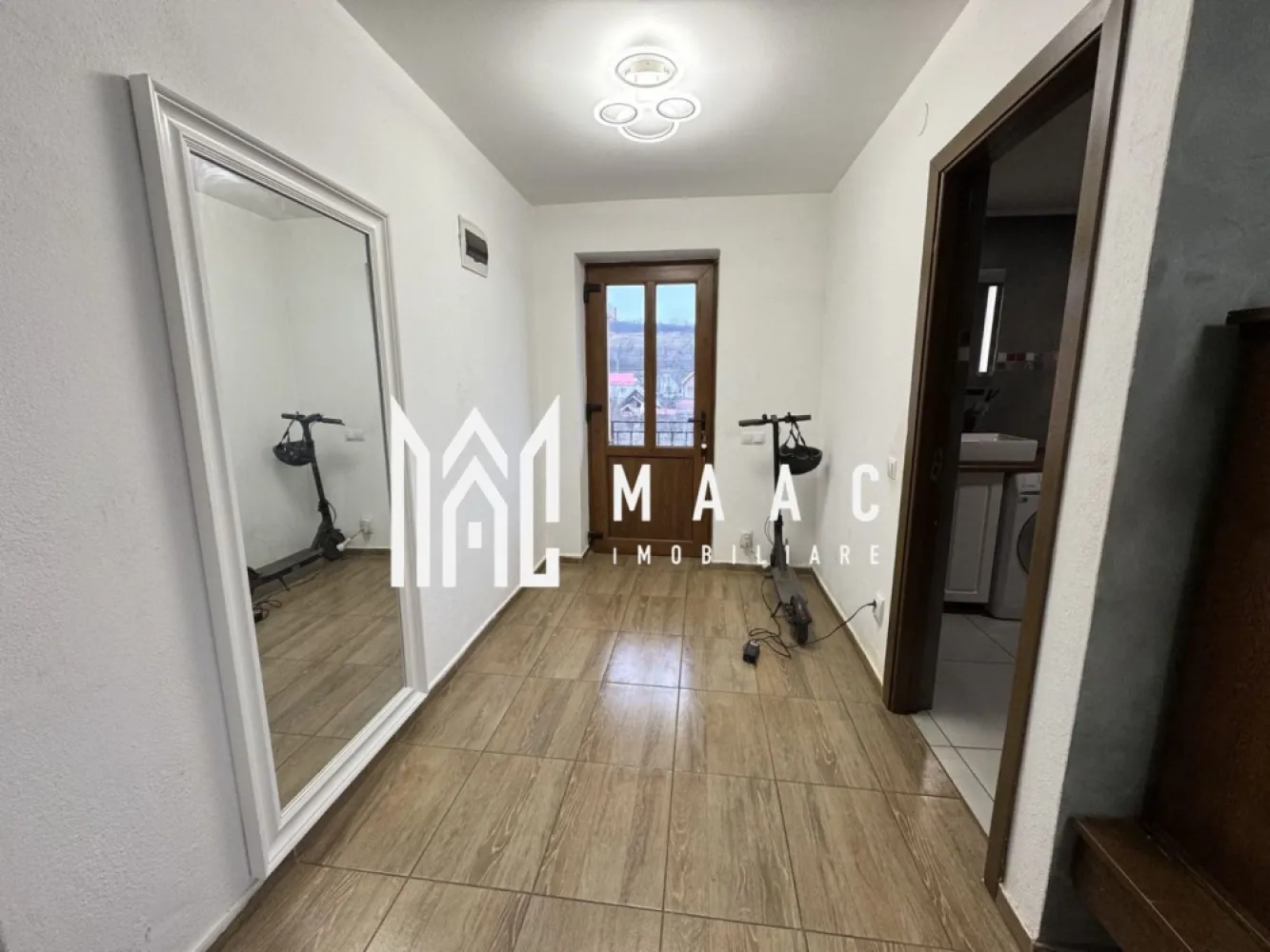 Casa | 4 camere | Curte individuala | Pivnita | Sura Mare
