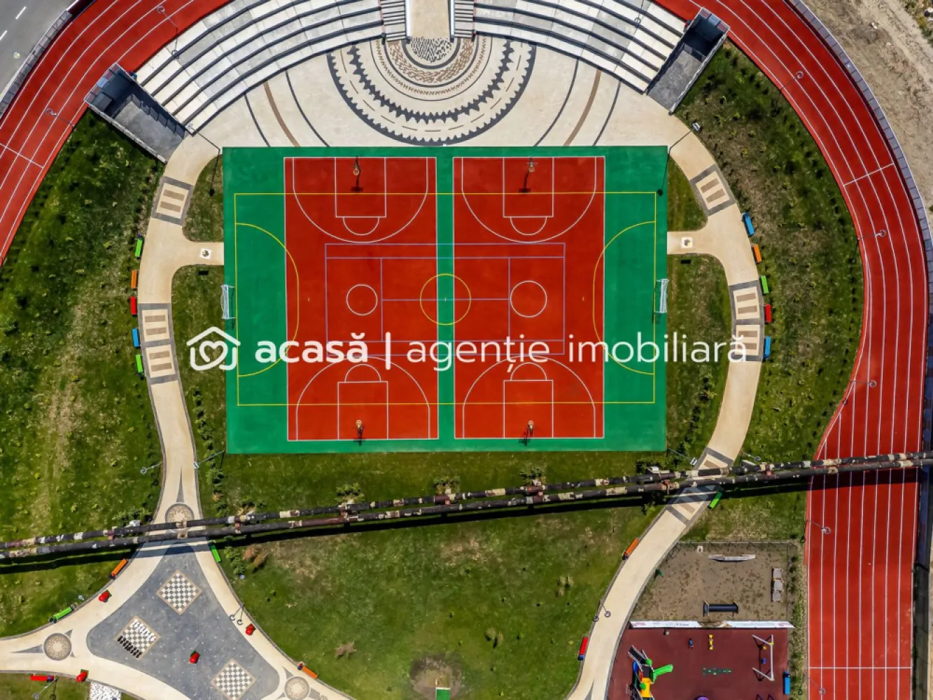 Apartament, etaj 2, bloc R39, Ared City Arad - Îți prezint un apartament cu 2 camere, situat la etajul 2, într-un bloc nou din R39 – ARED City (zona AFI), cu dotări moderne și acces direct la ARED ACTIVE PARK – un parc privat de 1,6 ha pentru relaxare și sport. Imaginează-ți cum cobori seara la o plimbare, fără să ieși din ansamblu. 

Detalii apartament:
2 camere | etaj 2
61 mp 
45 mp utili
1 dormitor + living cu bucătărie open space
1 baie + balcon
Loc de parcare inclus

Dotări care chiar contează:
✅ încălzire în pardoseală
✅ aer condiționat
✅ rolete electrice

ARED City este un ansamblu modern, în plină expansiune, cu infrastructură completă și acces rapid la AFI Mall, Atrium Mall, stadionul Francisc Neuman și servicii urbane.

Preț: 88.240 EUR + TVA (direct de la dezvoltator)
🚫 Fără agenții | achiziție directă

📞 Vrei detalii sau să programezi o vizionare? Sună acum 📲 0761 899 230 – Mihai Molnar 👤 Consultant vânzări ARED City 

Birou ARED CENTRU 📍 Bulevardul Decebal 2, Arad 

#aredcity #molnar #weareared #imobiliareArad #arad #aredactivepark #fun #family #investment