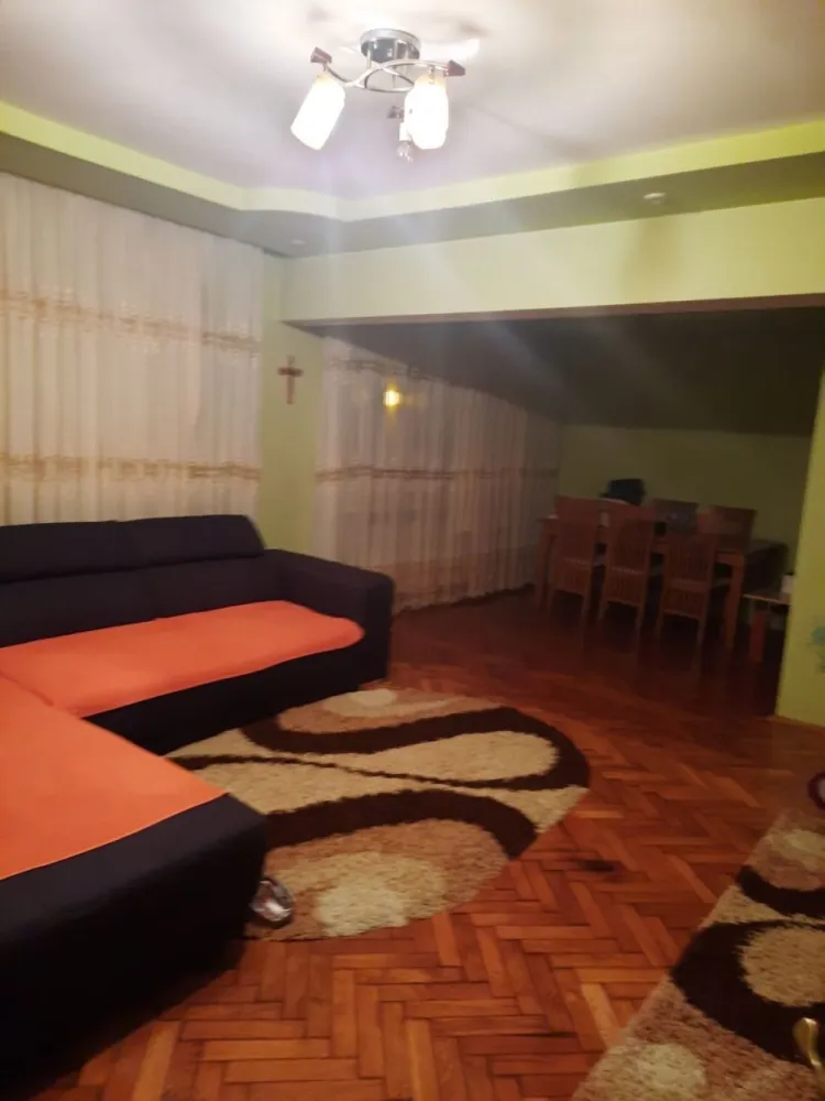 BRASADAS vinde ap 3 cam la PARTER în Micro 16. - Agentia imobiliara BRASADAS vinde apartament cu 3 camere transformat în 2 camere 78m utili la parter lingă podul Golescu mobilat si utilat.
www.brasadas.com.