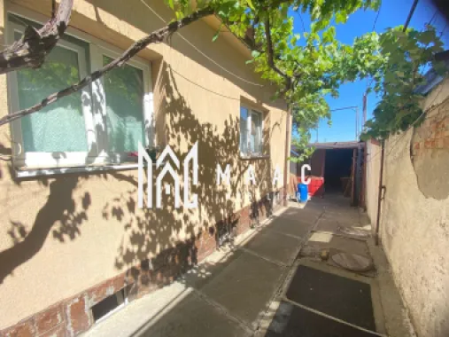 Casă individuală | 3 camere | Garaj | Acces auto | Trei Stejari