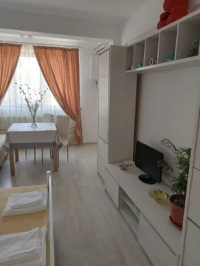 Garsoniera de vanzare