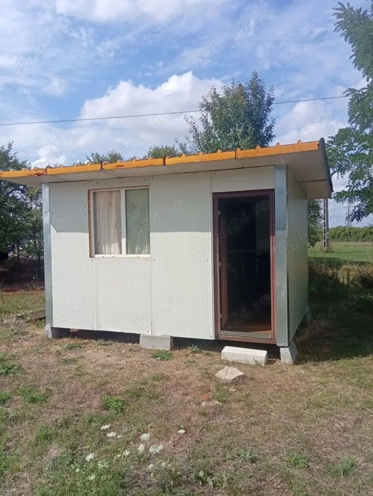 BRASADAS vinde căsuțe din panouri sandwich - Agentia Imobiliara BRASADAS vinde căsuță panouri cu dimensiunile 3*4mp pătrați.mobila interior .fara instalație electrică.pret 15.000 Ron.
www.brasadas.com.