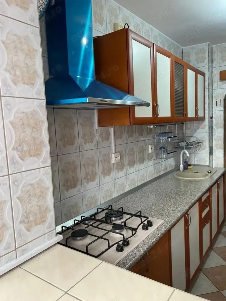 apartament 2 camere Park Lake 62mp - Inchiriez apartament cu doua camere, mobilat si cu electrocasnice.
Gura de metroul Dristor este la 5 -7 minute de mers pe jos
Ca si locație este vizavi de mall Park Lake, foarte aproape de parcul Alexandru Ioan Cuza (fostul IOR). Liviu Rebreanu nr 9 (ignorați harta din aplicație)
etaj 7 10
Aer condiționat.
Blocul este izolat si are doua scări cu doua lifturi care se pot folosi de toti locatarii blocului (am tinut sa menționez acest aspect deoarece in caz că apare o problemă la unul dintre cele două lifturi, va fi mereu unul de rezervă)