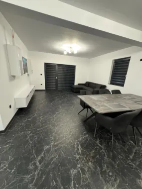 Vand casa str. Giulia ( odoreului )
