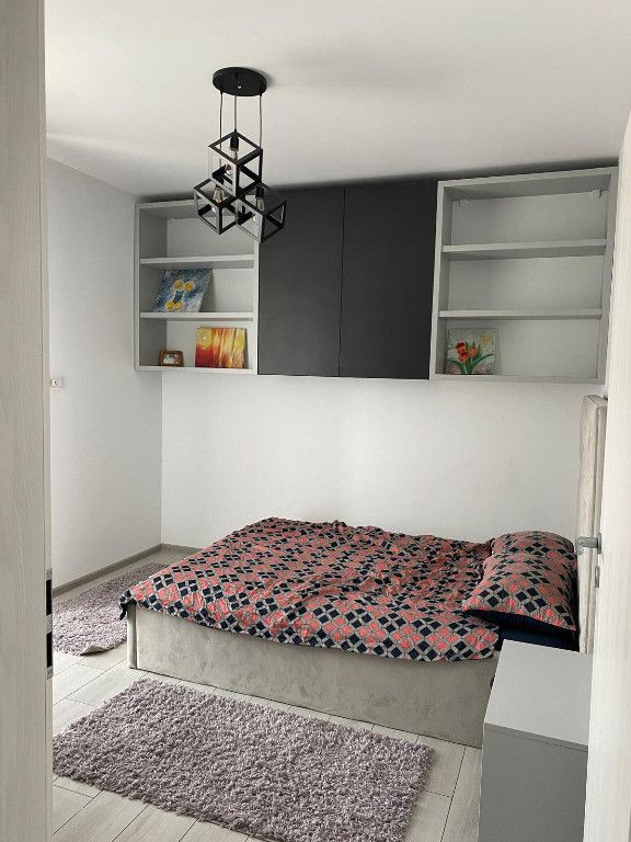 Proprietar,apartament 2 cam,mobilat/parcare Kristal Residence,Berceni