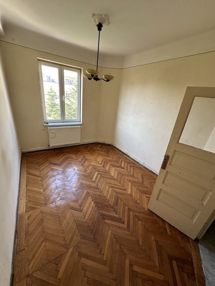 Proprietar vand apartament decomandat Unirii 5 camere
