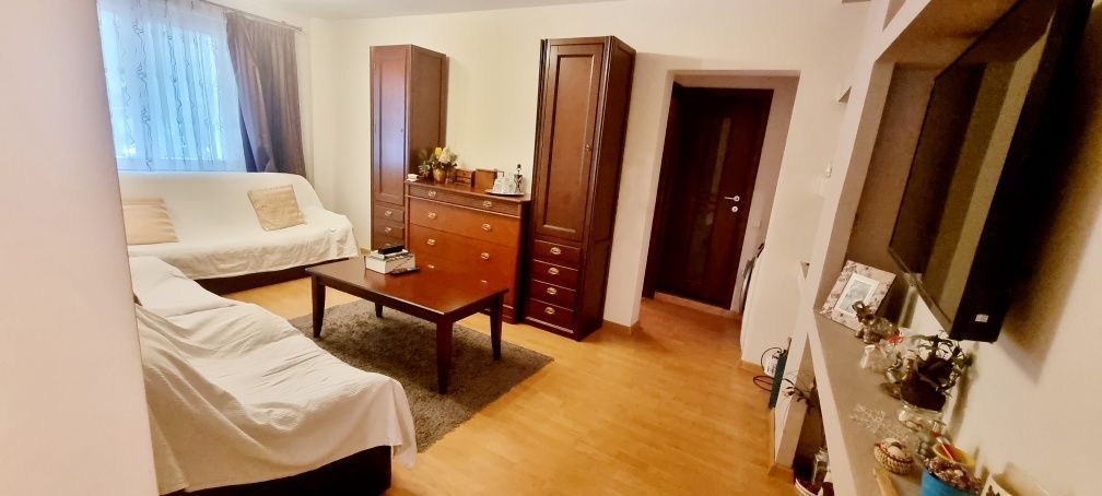 Vand apartament 4 camere Margeanului - Ilie Mihail