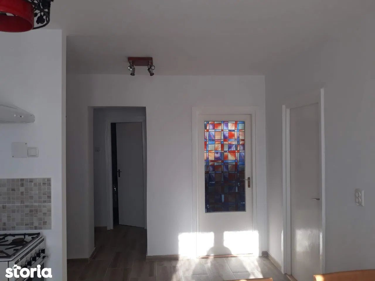 Ag EUROPA vinde ap. 2 cam renovat la etajul 4 în zona ultracentrala.