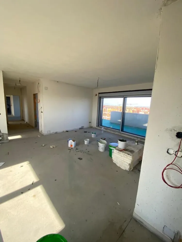 BRASADAS vinde PENTHOUSE NOU cu 3 camere 220mp in BUTTERFLY 3.
