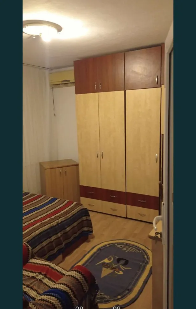 Apartament 2 camere Km 5 - Apartament 2 camere situat in KM5 la etajul 4/4, gresie faianta termopane izolatie exterioara. mai multe detalii la telefon.EXCLUS agentii.