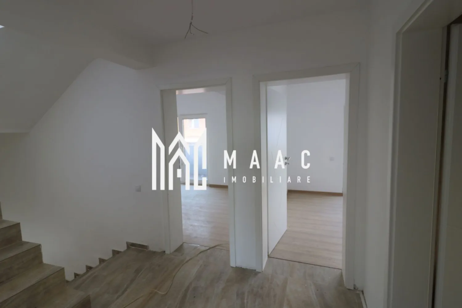 Casa individuala 5 camere | Terasa | 155 mpu | Viile Sibiului